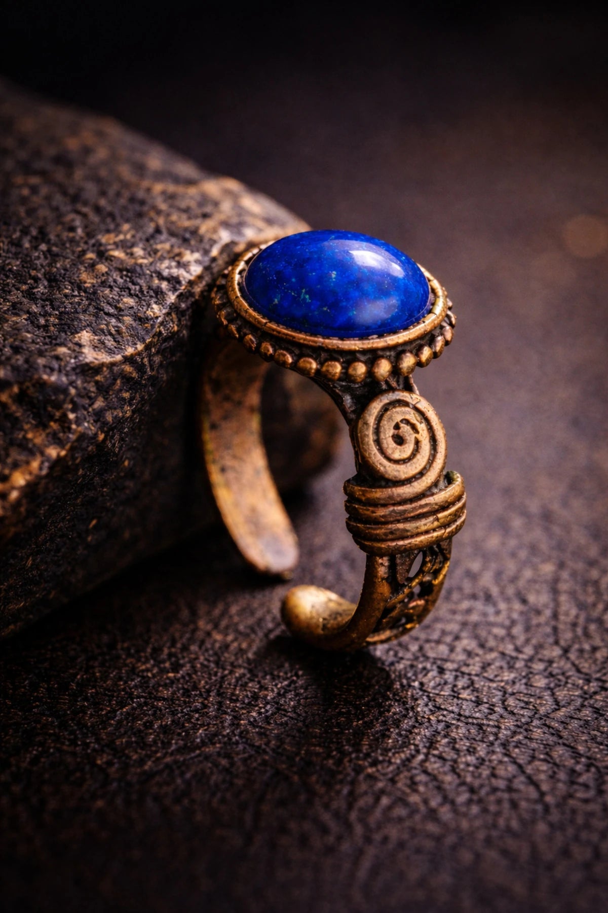 Kadın Bakır Yüzük Doğal Lapis Lazuli Taşlı El İşçiliği Otantik Model Saf Bakır Yüzük