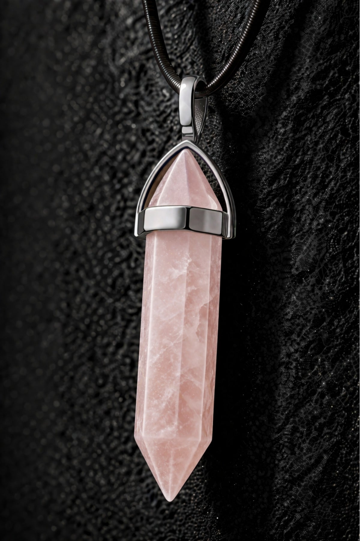 Doğal Açık Pembe Taşlı Kolye – Kuvars Kristal Uçlu, Şık ve Enerji Taşı Kolye