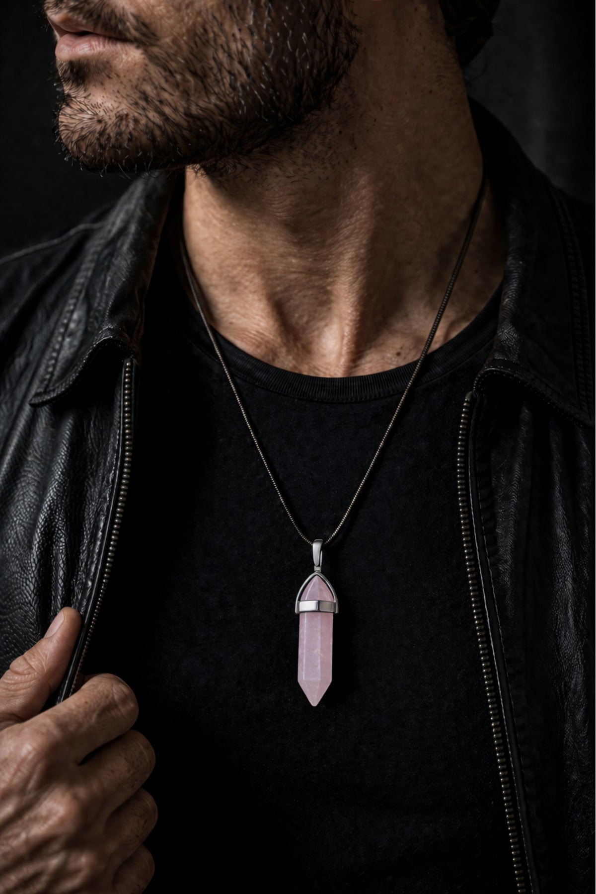 Doğal Açık Pembe Taşlı Kolye – Kuvars Kristal Uçlu, Şık ve Enerji Taşı Kolye